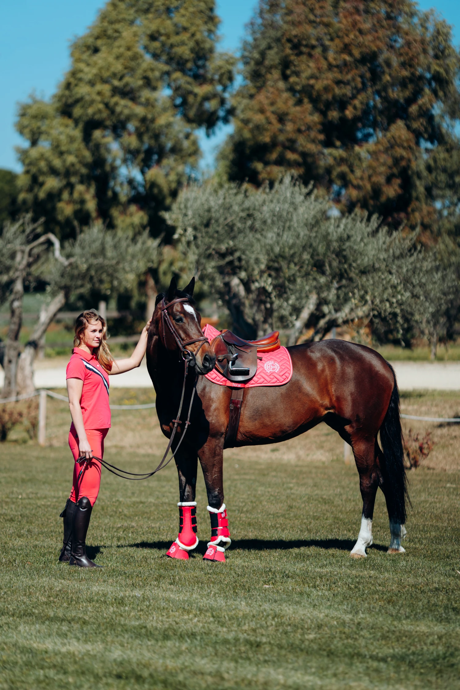 Horze Oslo Kunstfell Gamaschen – Bild 13