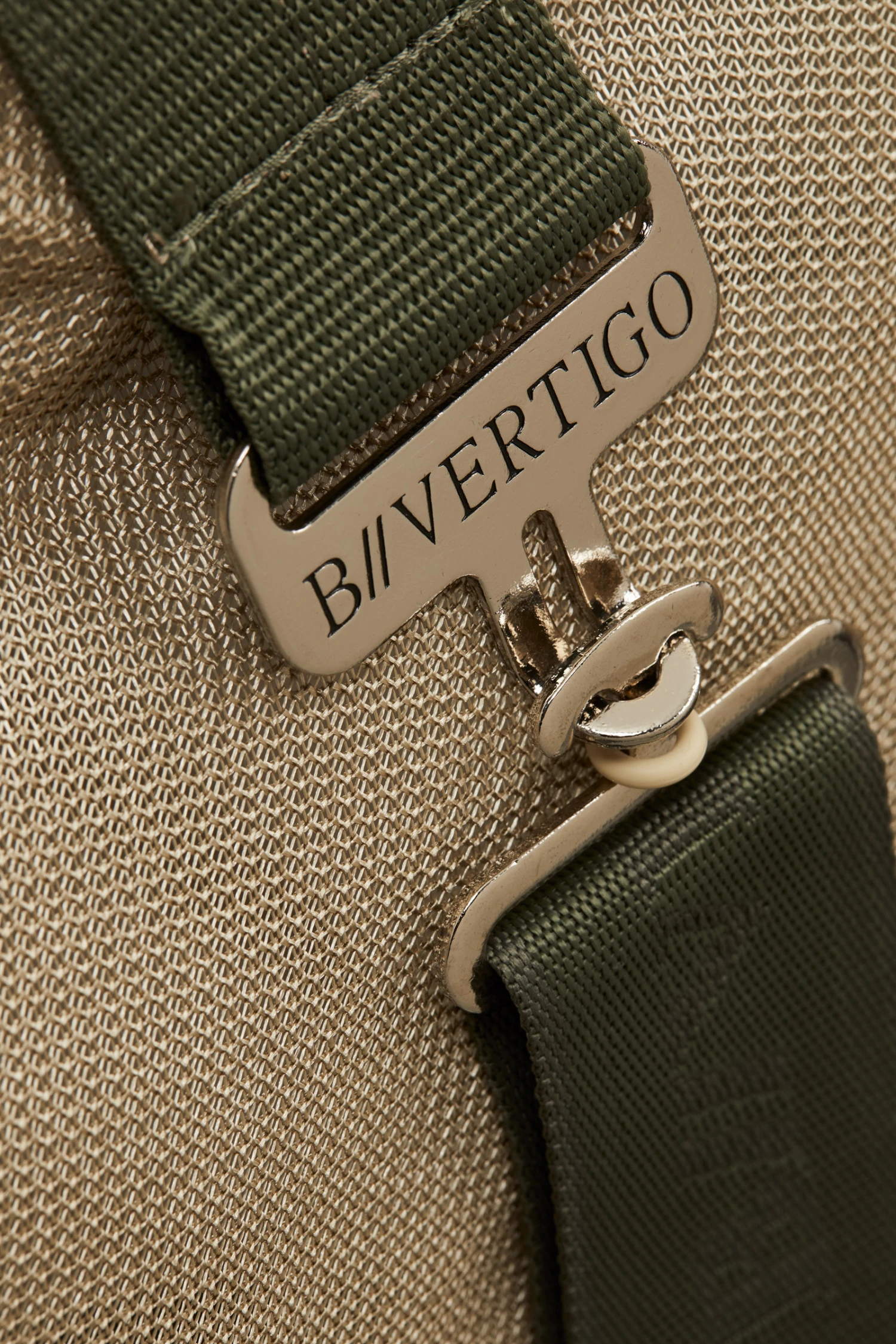 B Vertigo Jordan Combo Mesh Regendecke Mit Abnehmbarem Halsteil – Bild 4