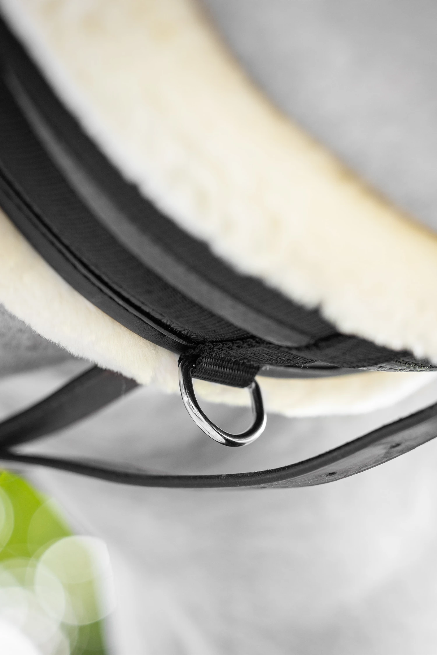 LeMieux Anatomischer Sattelgurt Mit Fleeceüberzug – Bild 12